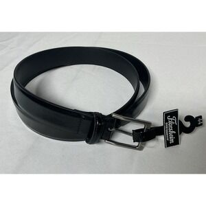 Florsheim Shoe Company Men's Brown Leather Belt Made in Mexico Size 44 NEW